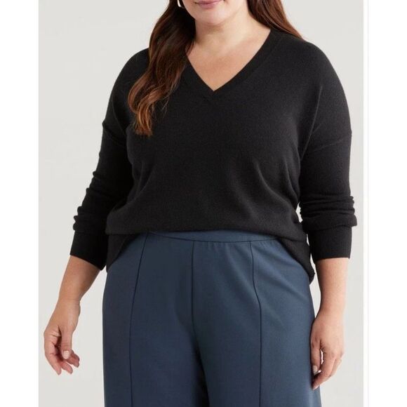 New Nordstrom V Neck 100% Cashmere Sweater Black Plus New Size 1X - Picture 1 of 5